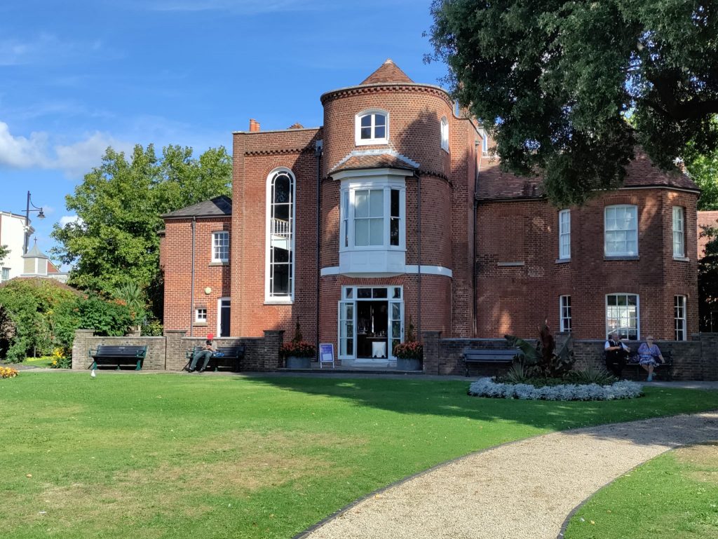 Westbury Manor museum in pink and blue for Baby Loss Awareness Week