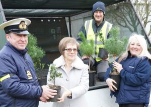 Sultan tree-planting for Queen's Green Canopy 1