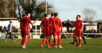 Royals romp to empathic home Hayes success